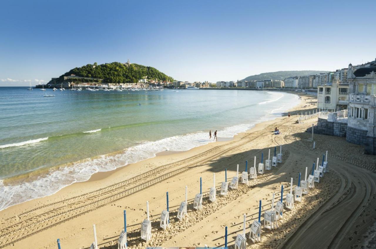 Paradise Luxurious Apartment, Free Parking, 3 Double Rooms, 4 Beds, Terrace, Jacuzzi, New Apartment